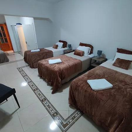 Apartamento Alenquer, 3-Bedroom Apartment In Alojamento Santa Catarina *