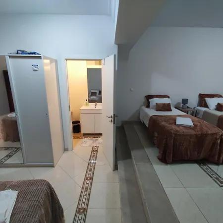 Alenquer, 3-Bedroom Apartment In Alojamento Santa Catarina Lägenhet *