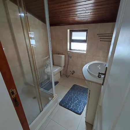 Lägenhet Alenquer, 3-Bedroom Apartment In Alojamento Santa Catarina