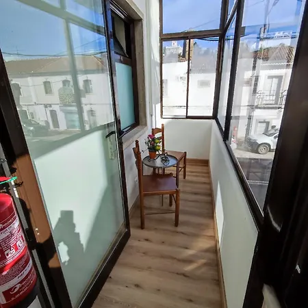 Alenquer, 3-Bedroom Apartment In Alojamento Santa Catarina Alenquer