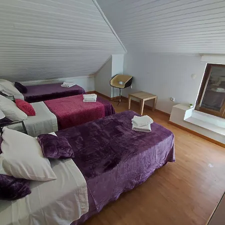 Alenquer, 3-Bedroom Apartment In Alojamento Santa Catarina Apartamento *