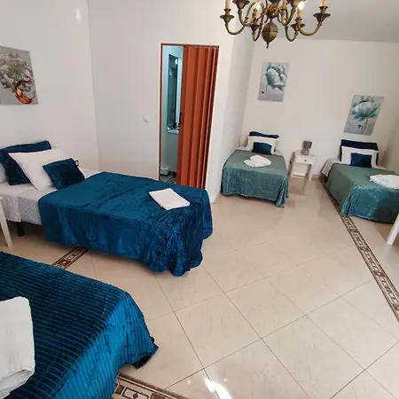 Alenquer, 3-Bedroom Apartment In Alojamento Santa Catarina Lägenhet Alenquer
