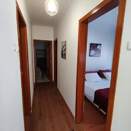 Alenquer, 3-Bedroom Apartment In Alojamento Santa Catarina *