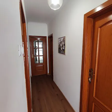 Apartamento Alenquer, 3-Bedroom Apartment In Alojamento Santa Catarina