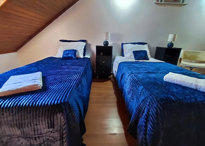 Alenquer, 3-Bedroom Apartment In Alojamento Santa Catarina Appartamento