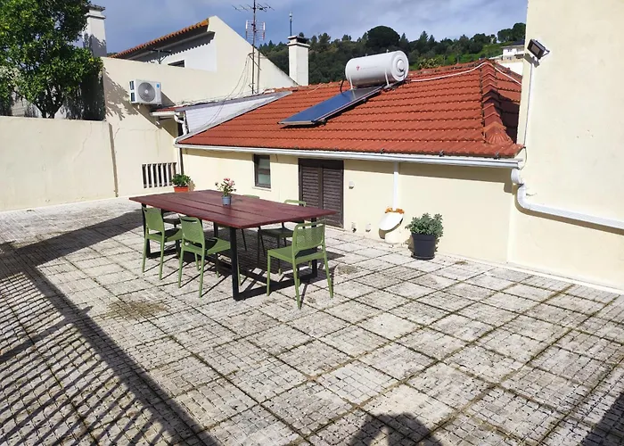 Alenquer, 3-bedroom In Santa Catarina בית הארחה *