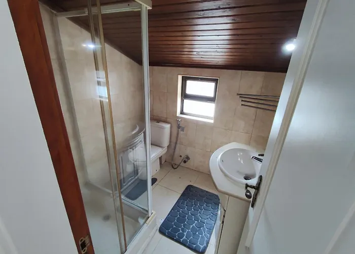 Alenquer, 3-Bedroom Apartment In Alojamento Santa Catarina Appartamento Alenquer