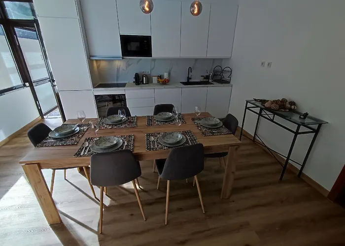 Alenquer, 3-Bedroom Apartment In Alojamento Santa Catarina * ألينكوير