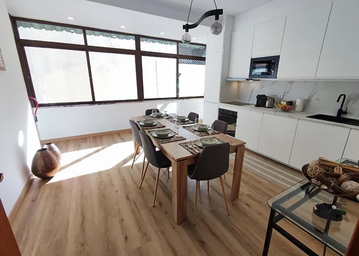 Alenquer, 3-bedroom In Santa Catarina אלנקר